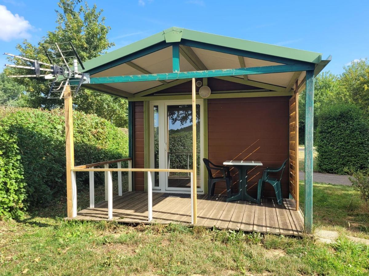 Camping Les Hirondelles Bourg-Sainte-Marie Buitenkant foto