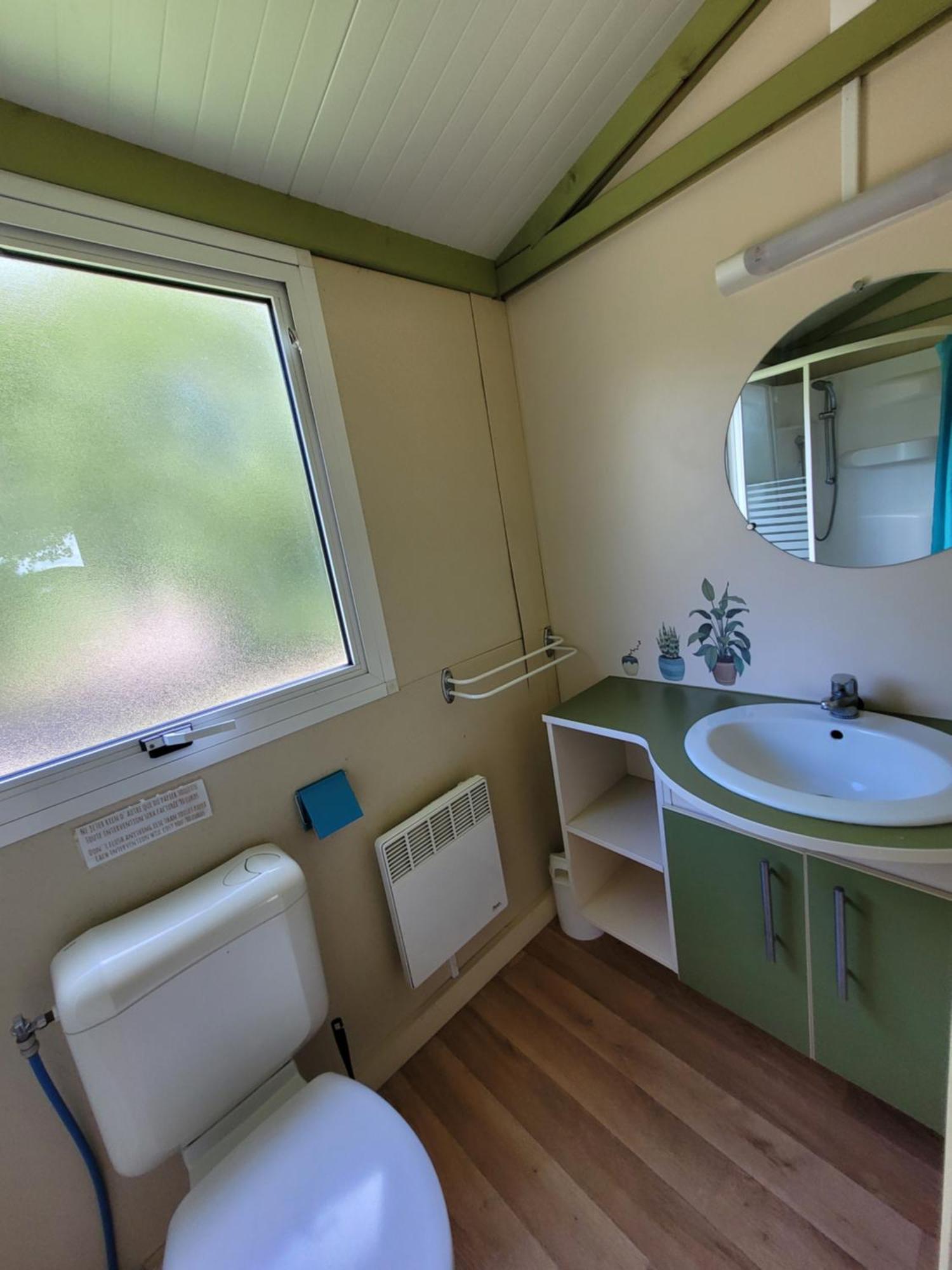 Camping Les Hirondelles Bourg-Sainte-Marie Buitenkant foto