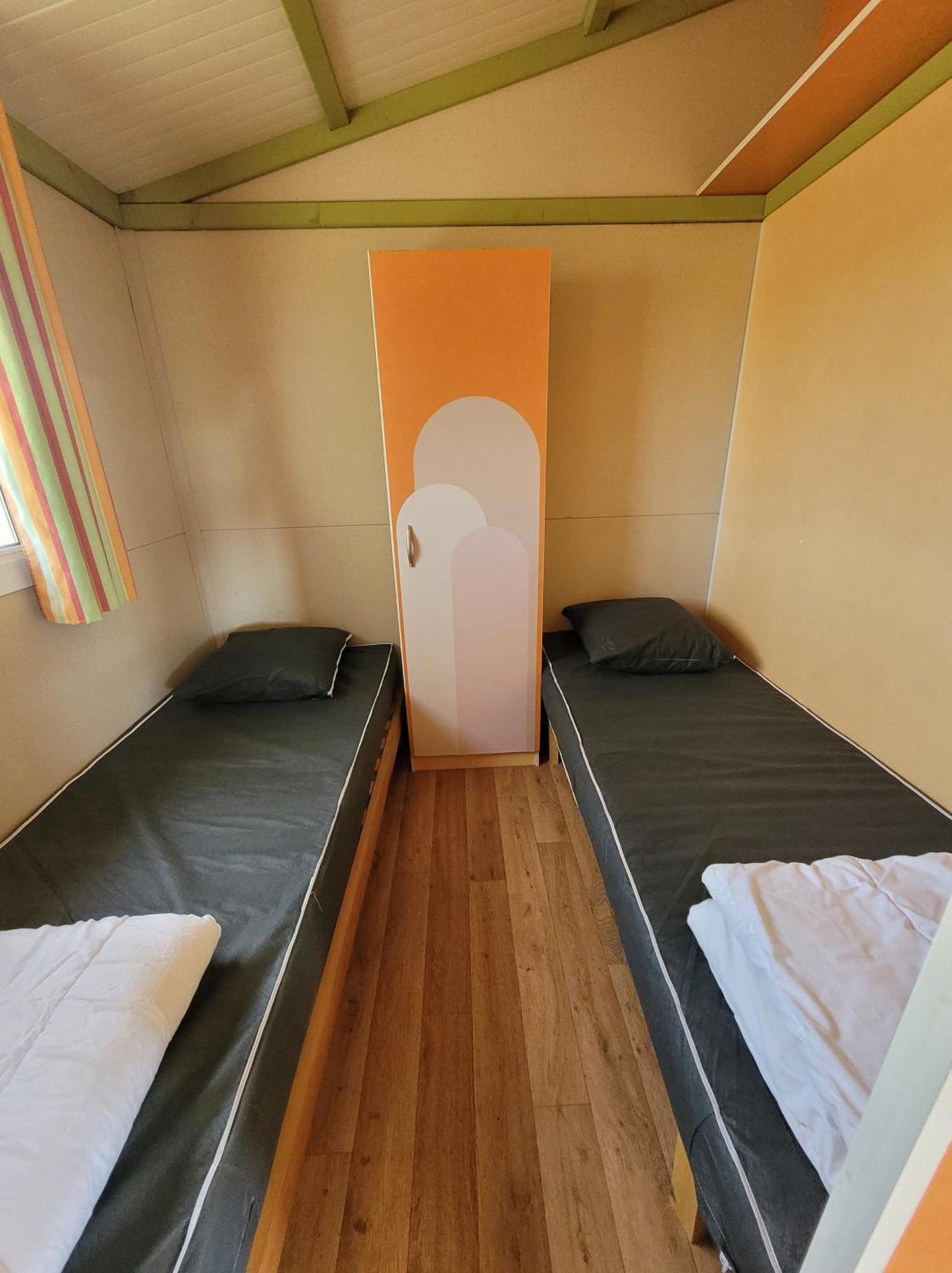 Camping Les Hirondelles Bourg-Sainte-Marie Buitenkant foto